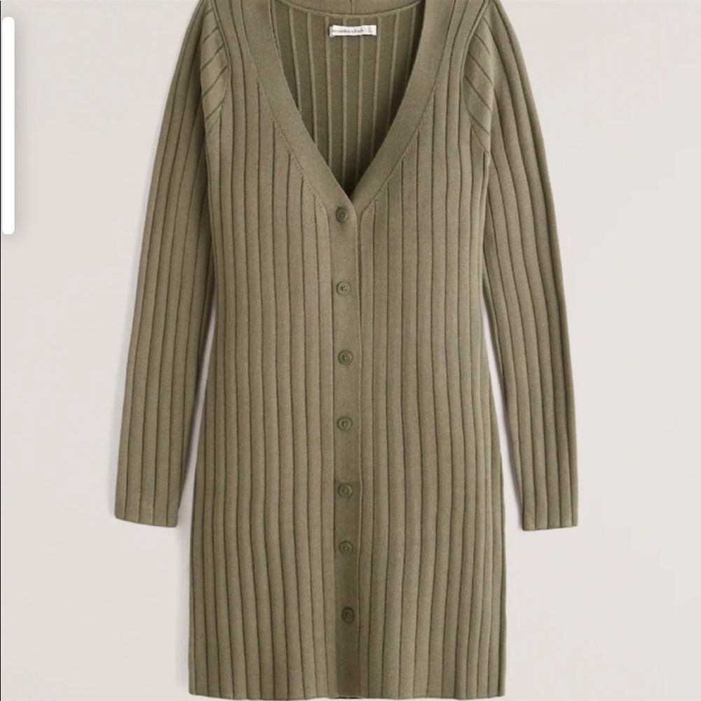 NWT Button-Through Deep-V Mini Sweater Dress Olive Green